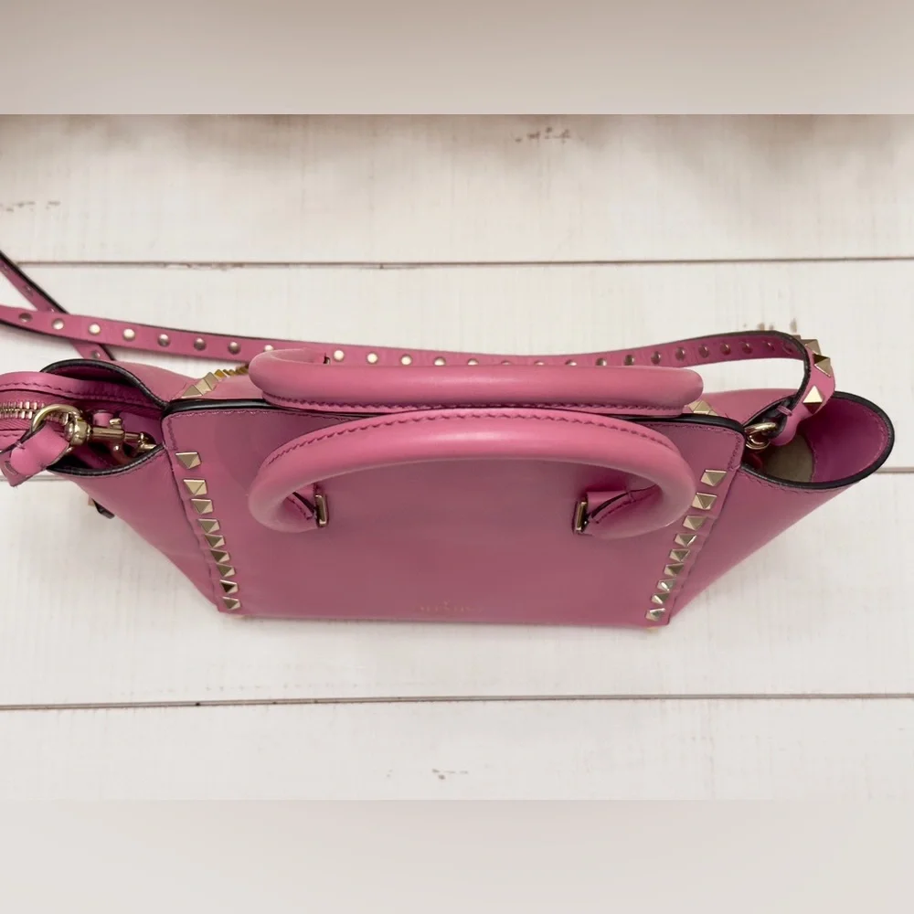 Pink Valentino Garavani Small Leather Rockstud Tote - Picture 9 of 15